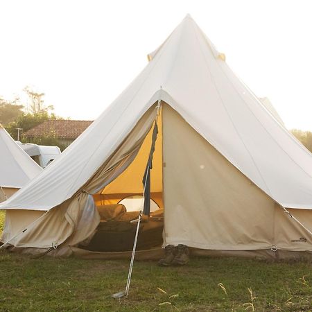 Aparra Surfcamp Saint-Georges-De-Didonne Hotel ภายนอก รูปภาพ